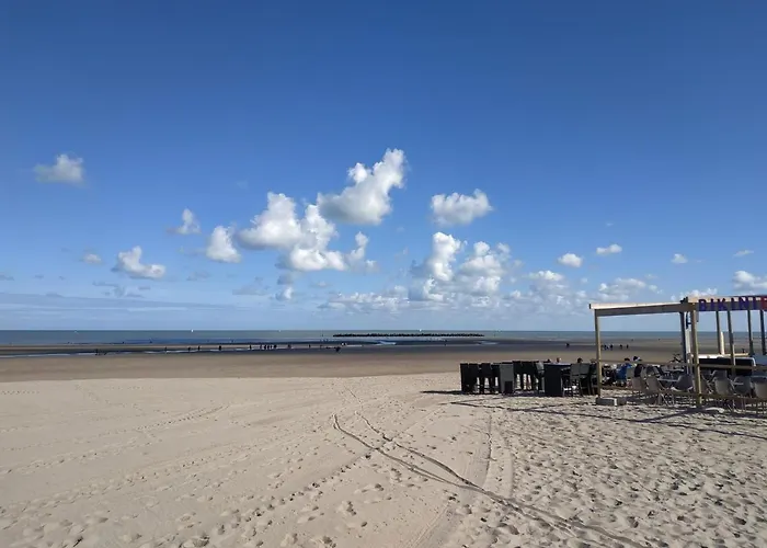 Le Corsaire - Face Kursaal Et Plage
